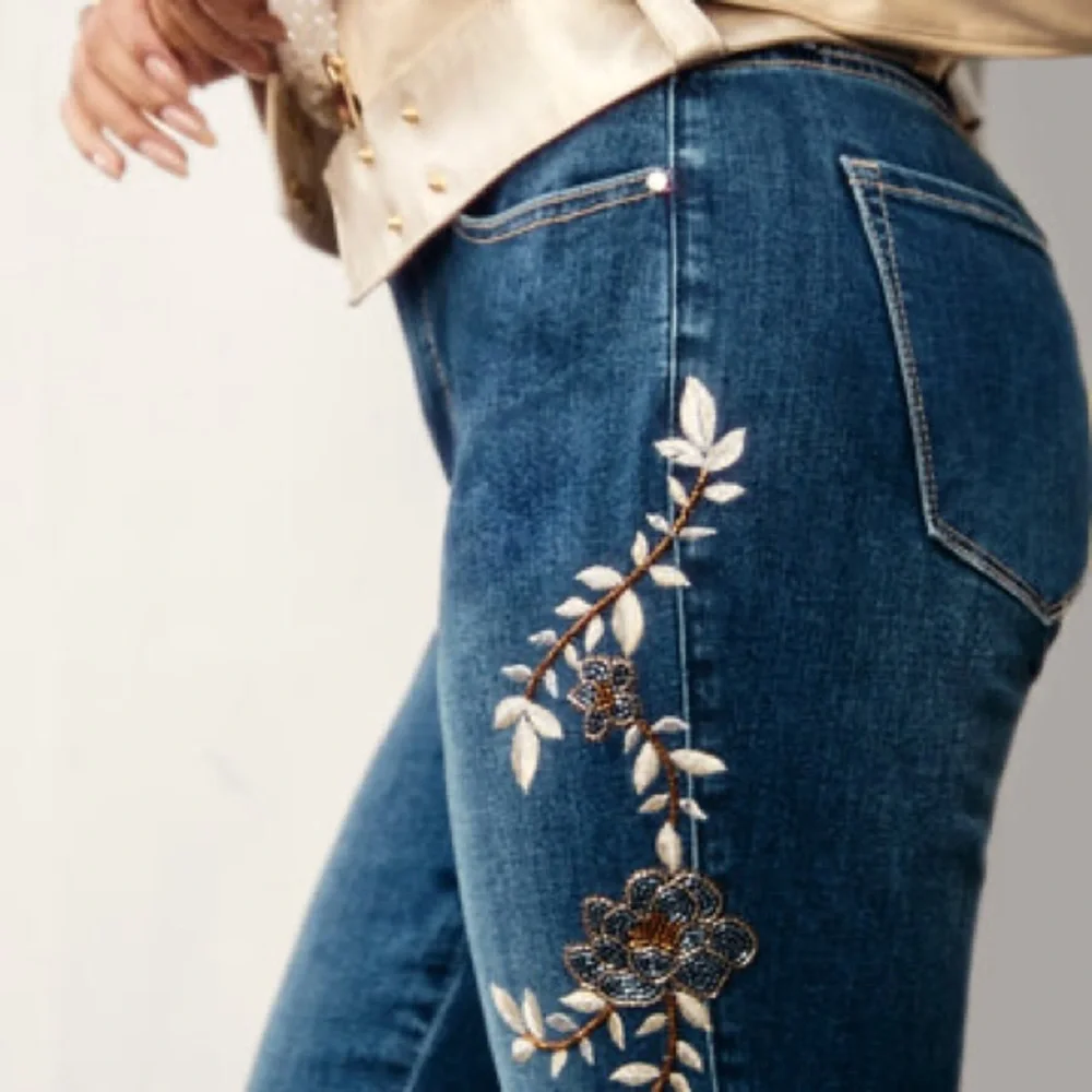 Sz S Frank Lyman Design Blue Embroidered Straight Leg Jeans - Picture 3 of 15